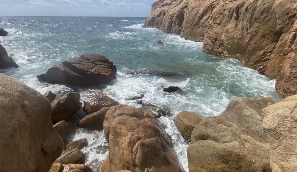 Costa Brava Rotsen kustlijn